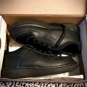 Children’s 10 Black Nike Air Force 1’s